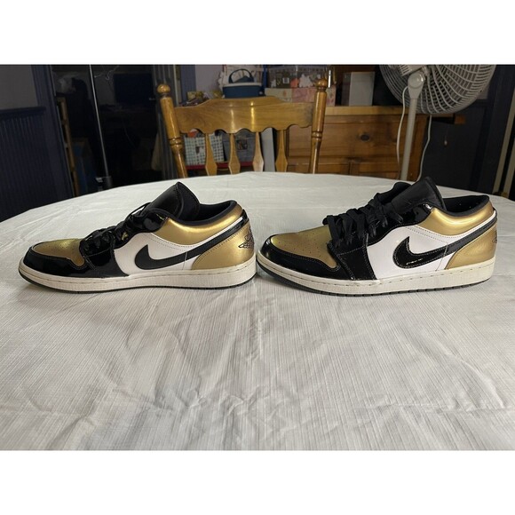 Air Jordan 1 Low Gold Toe Size 10.5 CQ9447-700 Metallic Gold/White/Black main image 12
